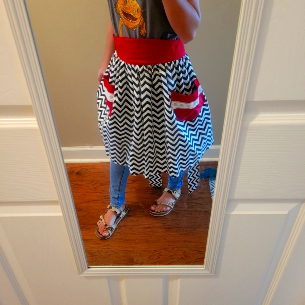 Half apron
